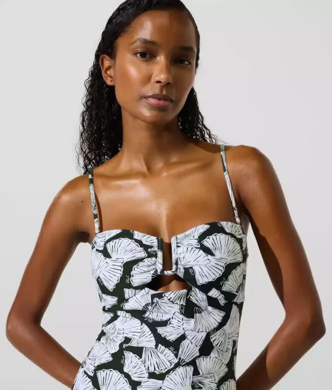Bañador con estampado de abanicos Bañador con estampado de abanicos