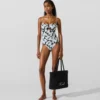 Bañador con estampado de abanicos Bañador con estampado de abanicos