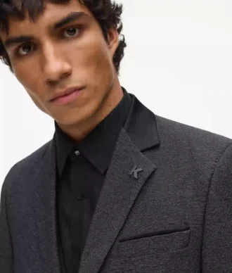 Blazer con cuello de satén