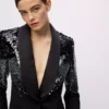 Blazer con lentejuelas de KL Studio