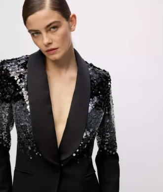 Blazer con lentejuelas de KL Studio