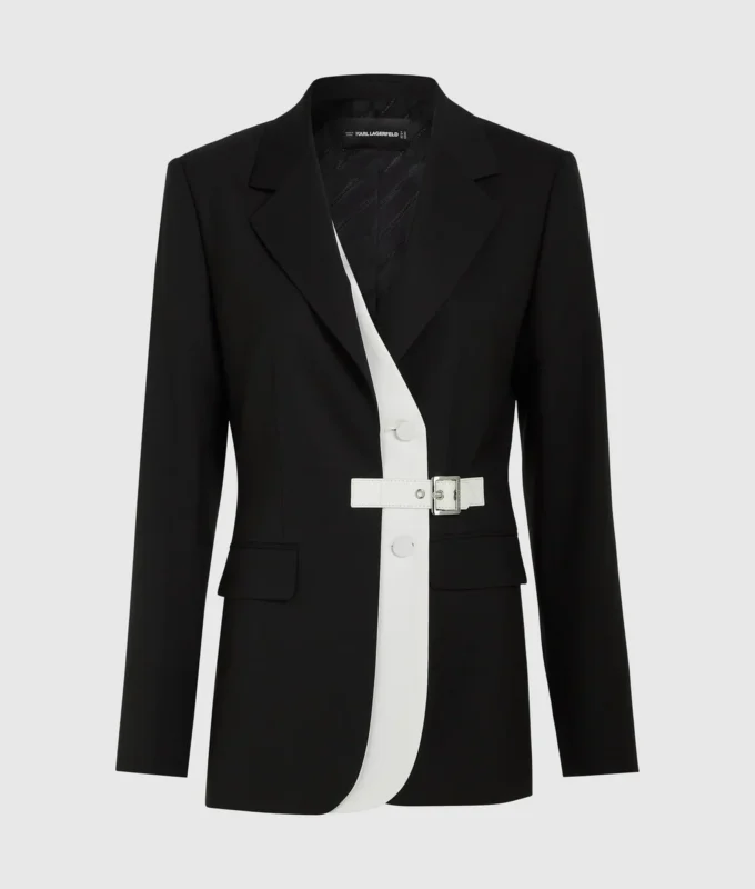 Blazer con solapa en contraste y cinturón