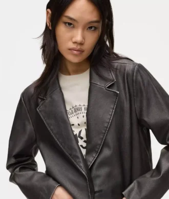 Blazer de piel sintética desgastada