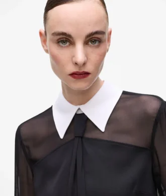 Blusa con detalle de lazo