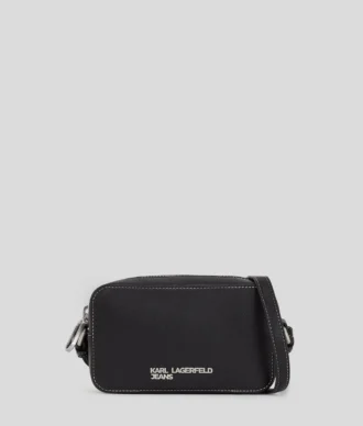 BOLSA PARA CÁMARA CON LOGOTIPO METÁLICO