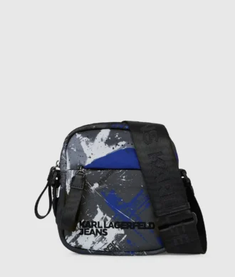 Bolso bandolera con estampado graffiti