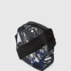 Bolso bandolera con estampado graffiti Bolso bandolera con estampado graffiti