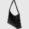 Bolso bandolera con hebilla grande Bolso bandolera con hebilla grande