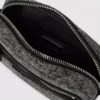 Bolso bandolera de denim lavado Bolso bandolera de denim lavado