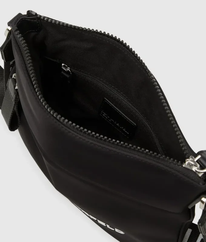 Bolso bandolera fino con logotipo Bolso bandolera fino con logotipo