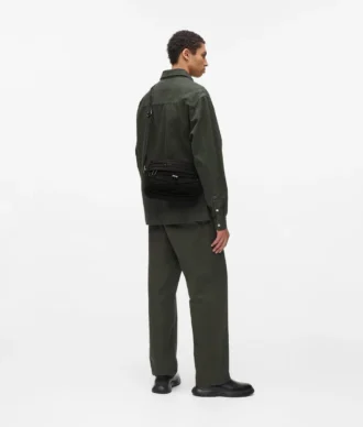 Bolso bandolera utilitario con cordón