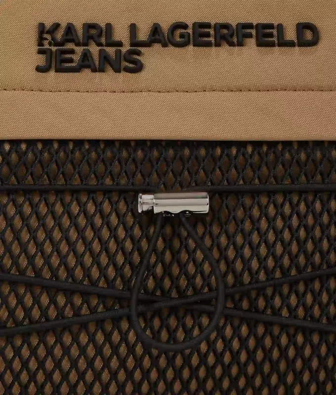 Bolso bandolera utilitario con cordón