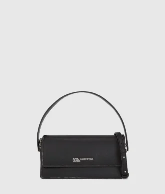 Bolso con asa superior y logotipo metálico