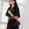 BOLSO CRUZADO PEQUEÑO CON TACHUELAS K/SIGNATURE