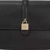 BOLSO DE HOMBRO CON CANDADO K/AUTOGRAPH BOLSO DE HOMBRO CON CANDADO K/AUTOGRAPH