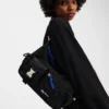 BOLSO DE HOMBRO DE DENIM RECUBIERTO UTILITARIO BOLSO DE HOMBRO DE DENIM RECUBIERTO UTILITARIO