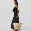 Bolso de playa K/Signature con festones Bolso de playa K/Signature con festones