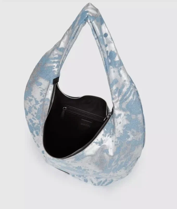 Bolso hobo grande de denim brillante