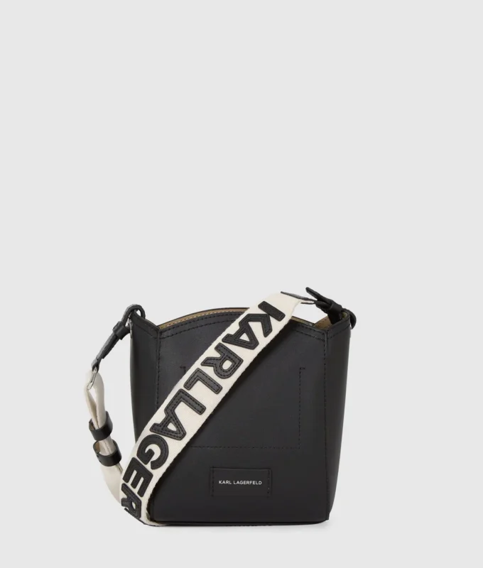 Bolso pequeño tipo cubo K/Circle