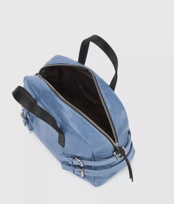 Bolso tipo bowling con hebilla de denim Bolso tipo bowling con hebilla de denim