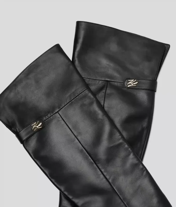 BOTAS PYRAMID DE KARL STUDIO