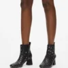 Botines con tachuelas Beata Botines con tachuelas Beata