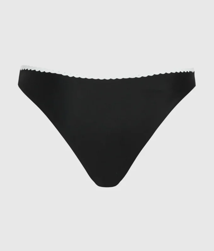 Braguita de bikini festoneada