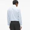 Camisa a rayas con cuello en contraste Camisa a rayas con cuello en contraste
