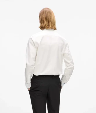 Camisa blanca clásica