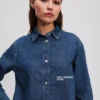 CAMISA DE DENIM DE CORTE CUADRADO CAMISA DE DENIM DE CORTE CUADRADO
