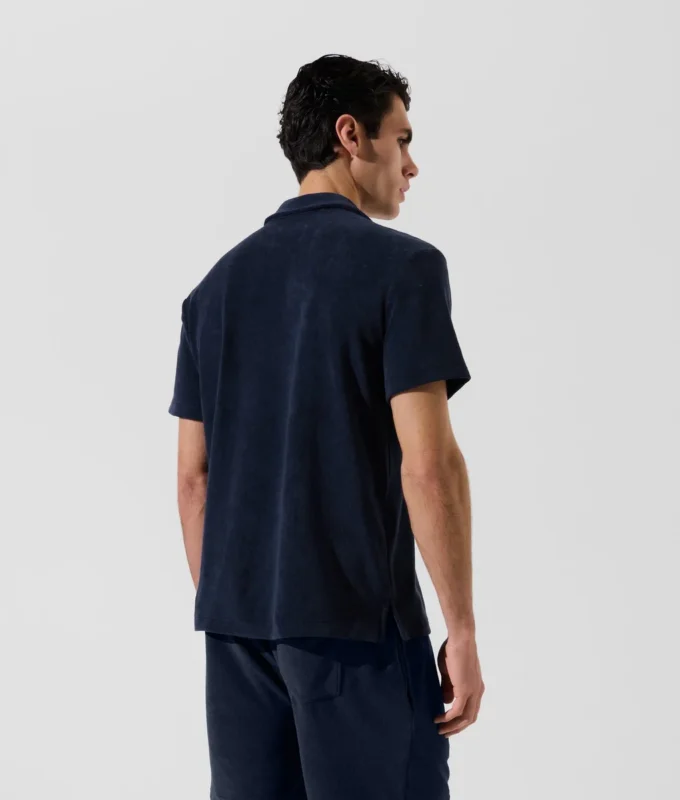 CAMISA DE TOALLA CON LOGOTIPO CAMISA DE TOALLA CON LOGOTIPO