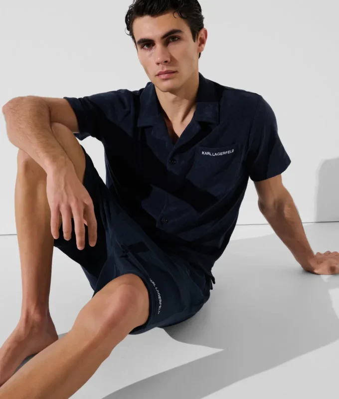 CAMISA DE TOALLA CON LOGOTIPO CAMISA DE TOALLA CON LOGOTIPO