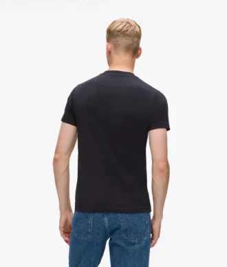 Camiseta ajustada con logotipo