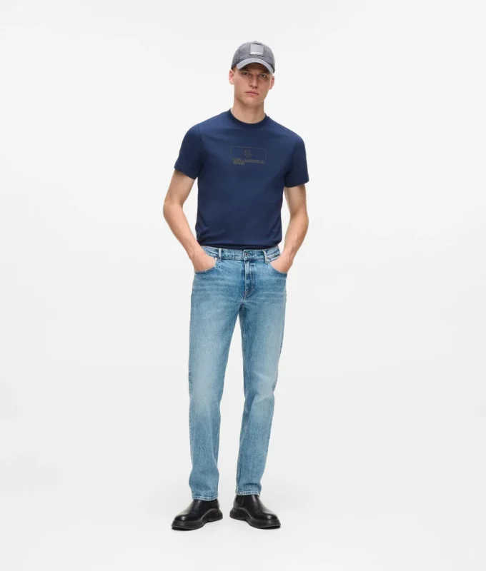 Camiseta ajustada con logotipo Camiseta ajustada con logotipo