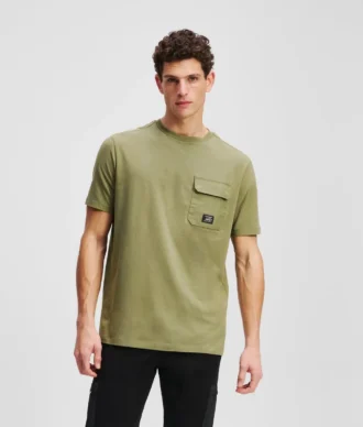 CAMISETA CON BOLSILLO EN EL PECHO