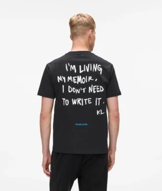 Camiseta con cita de Karl