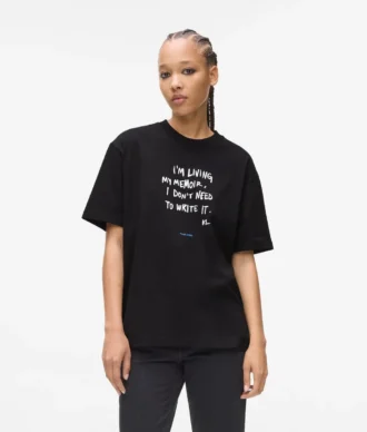 Camiseta con cita de Karl