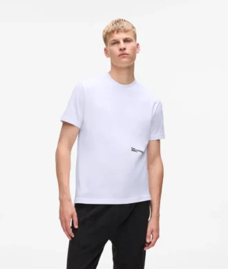 Camiseta con cita de Karl