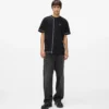 Camiseta con costuras en contraste