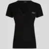 CAMISETA CON CUELLO EN V CAMISETA CON CUELLO EN V