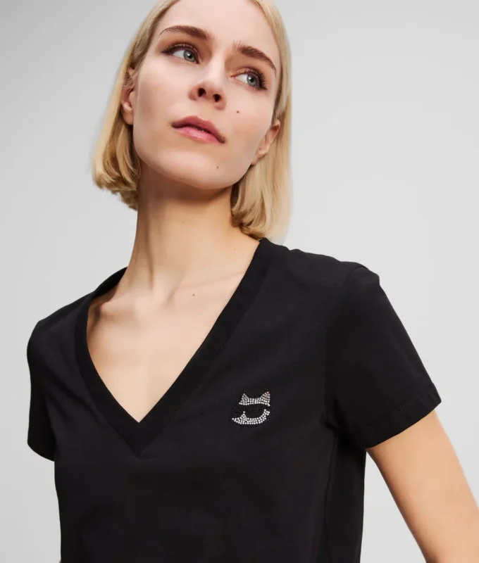 CAMISETA CON CUELLO EN V IKON CHOUPETTE CON PEDRILLAS CAMISETA CON CUELLO EN V IKON CHOUPETTE CON PEDRILLAS