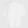 Camiseta con cuello en V y bajo característico Camiseta con cuello en V y bajo característico