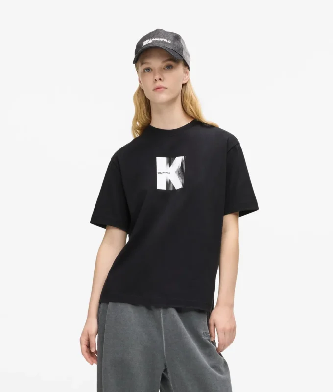 Camiseta con diseño K Camiseta con diseño K
