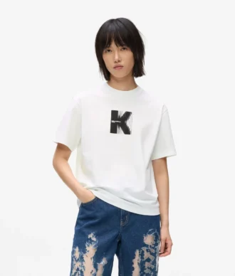 Camiseta con diseño K