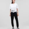 CAMISETA CON DOBLADILLO CARACTERÍSTICO CAMISETA CON DOBLADILLO CARACTERÍSTICO