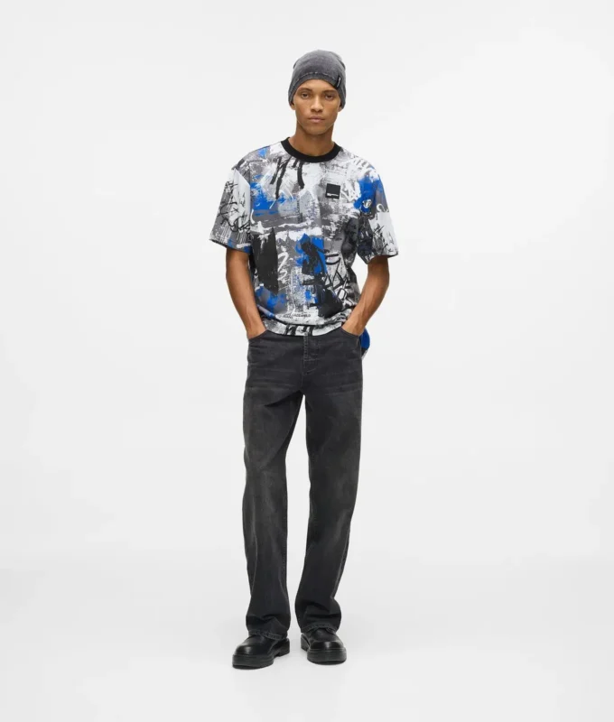 Camiseta con efecto pintura integral Camiseta con efecto pintura integral