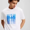 CAMISETA CON GRÁFICO OUT OF THE BLUE