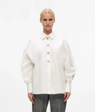 Camiseta con letras Karl