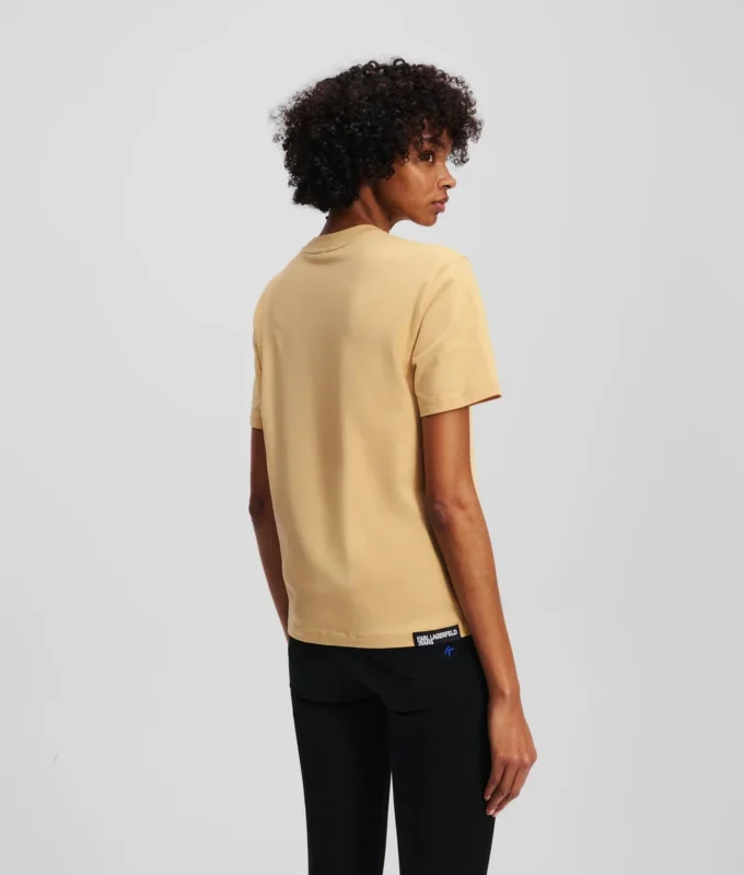CAMISETA CON LOGOTIPO CAMISETA CON LOGOTIPO