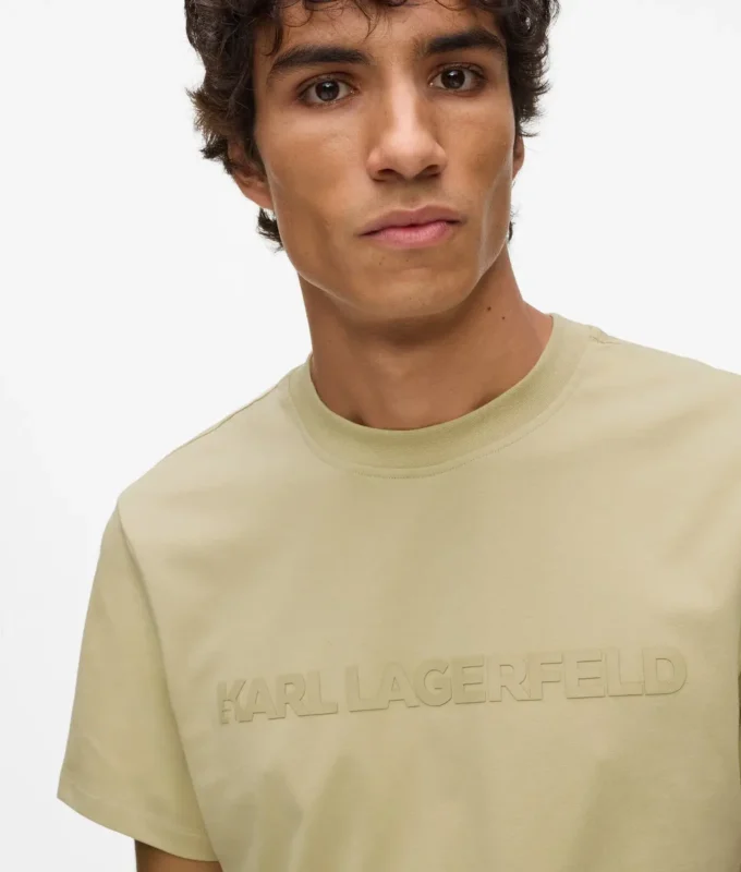 CAMISETA CON LOGOTIPO CAMISETA CON LOGOTIPO